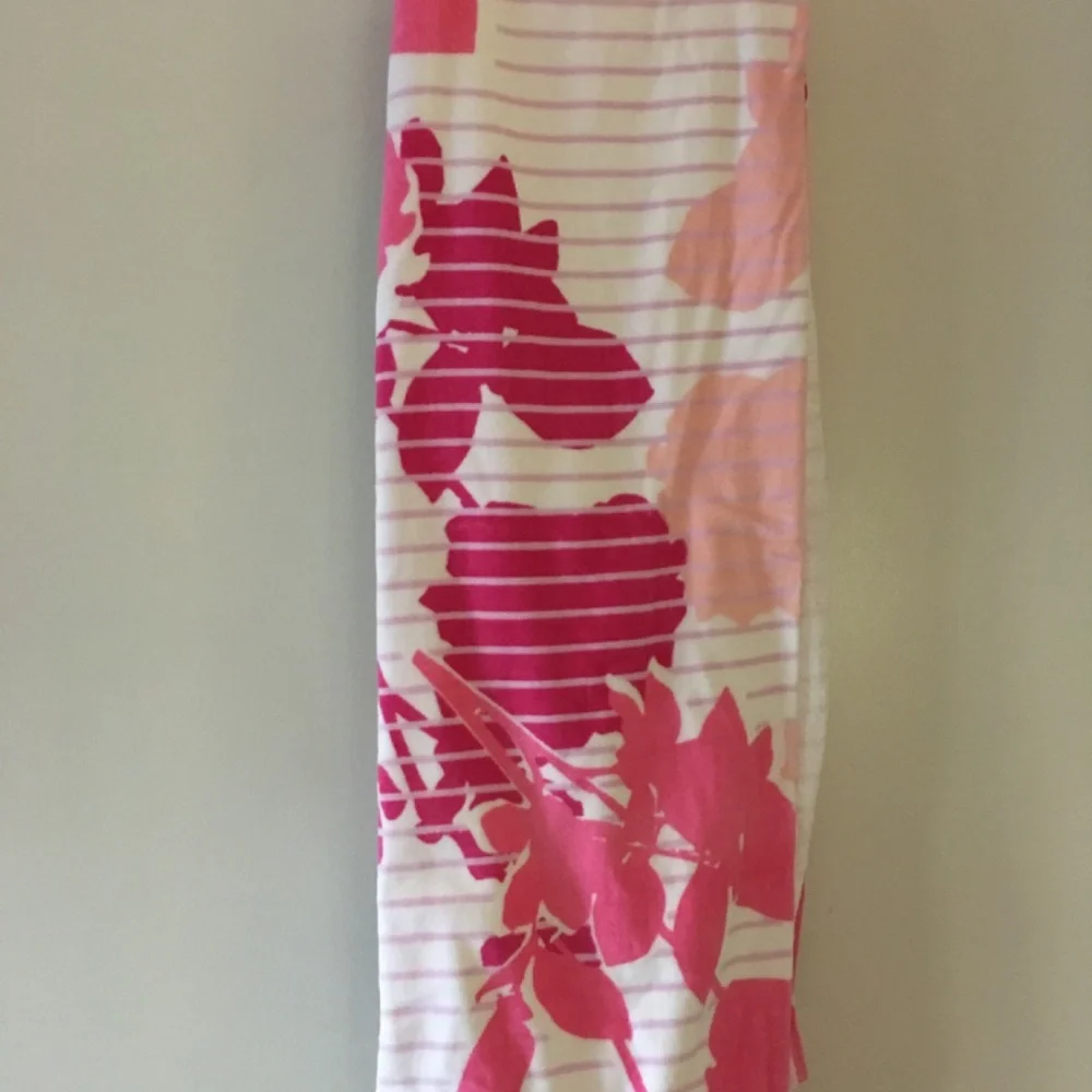 Kenneth Cole Reaction Floral Striped Beach Towel New W Tags
